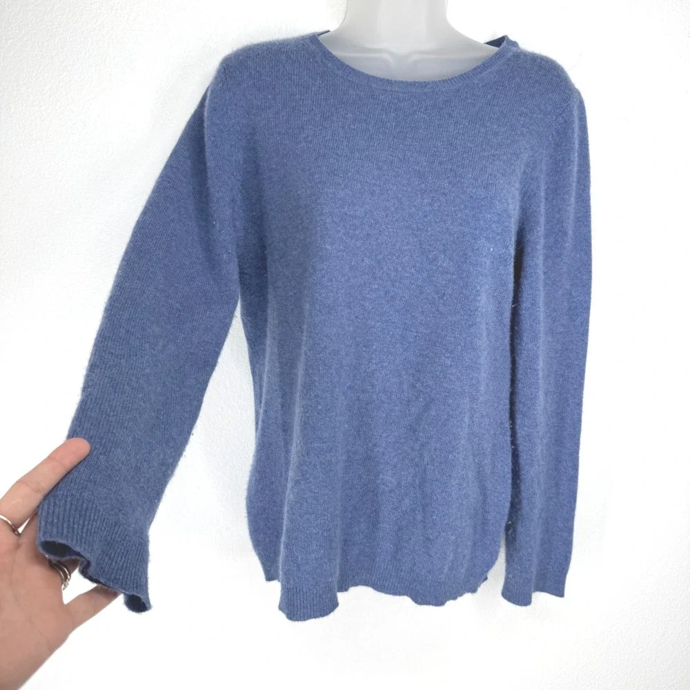 Charter Club 100% Cashmere Crewneck Sweater Womens Medium Blue Long Sleeve Knit